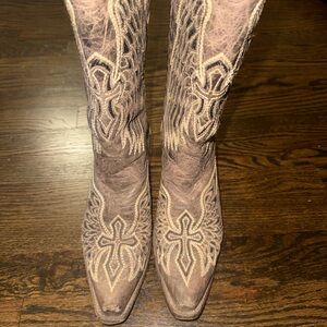 Stylish Brown Western Boots